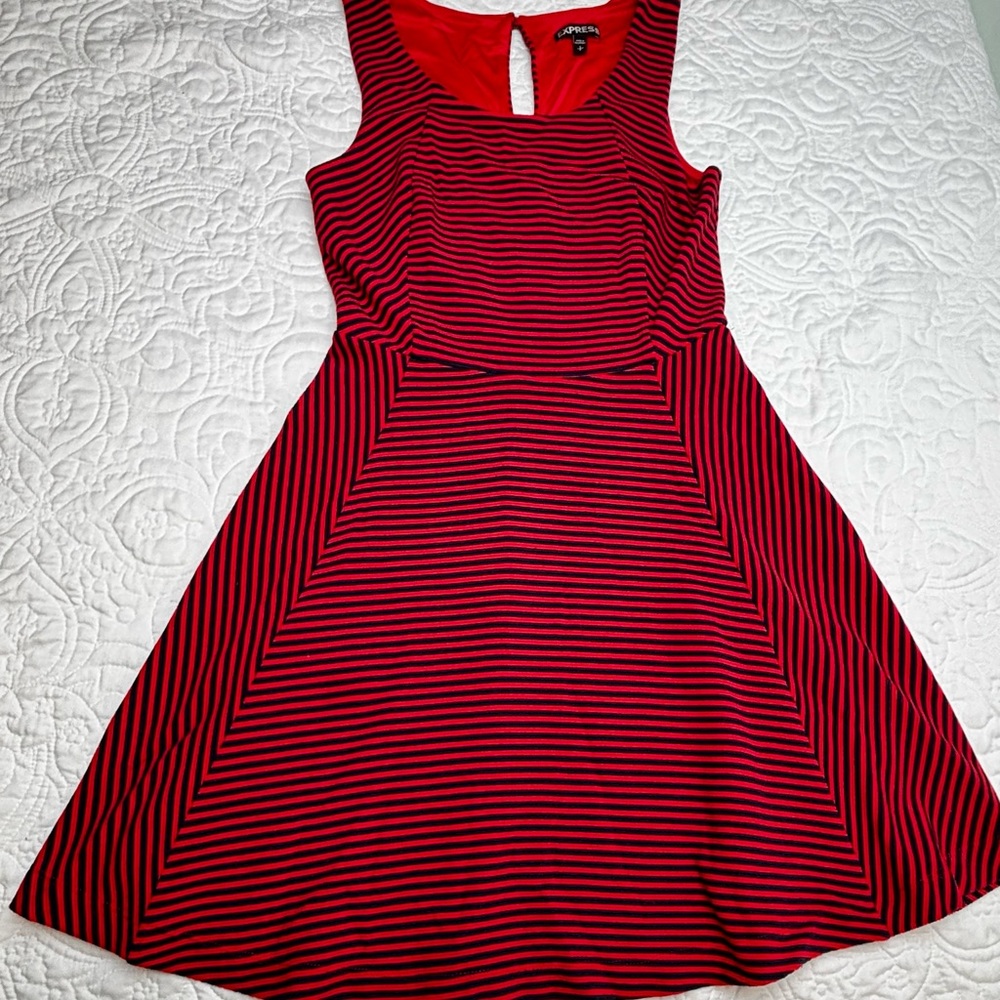 Express Women's Fit & Flare Dress Small Red Black Striped Round Neck Sleeveless